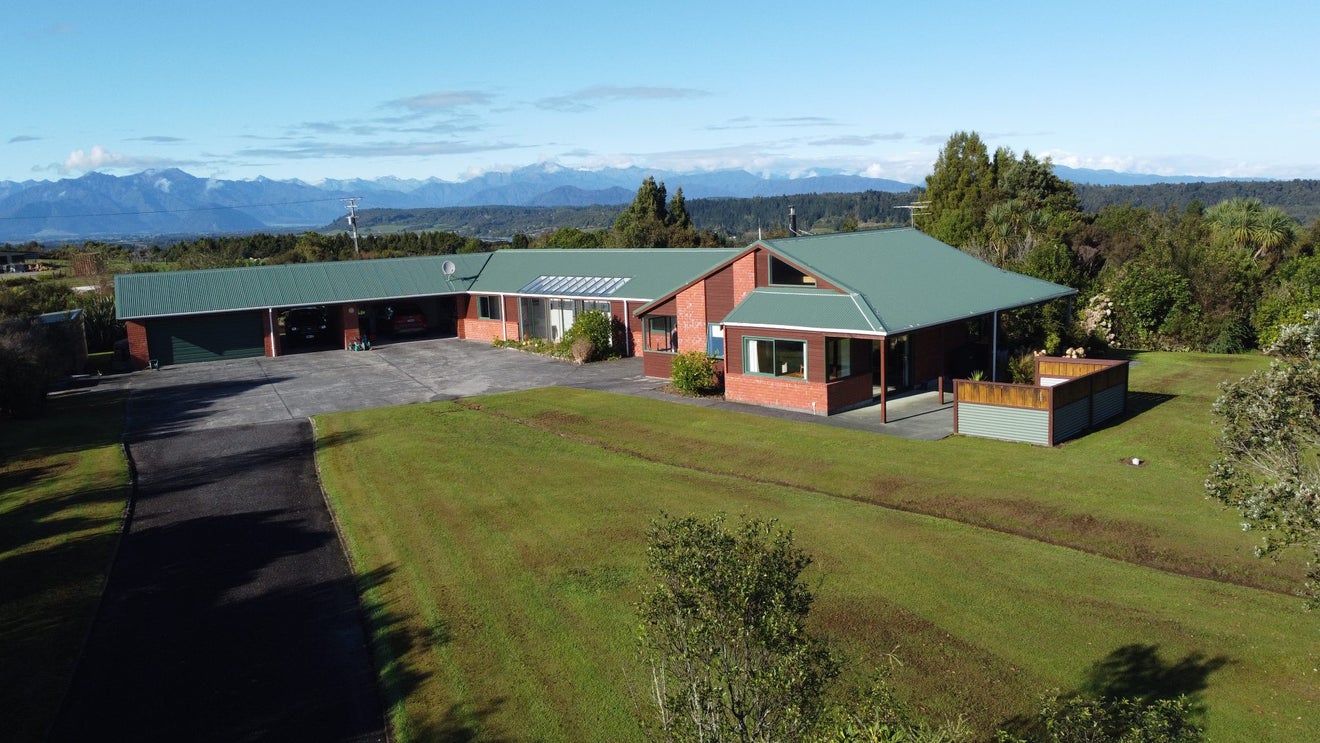 41 Brickfield Road, Blue Spur, Hokitika - Carousel 1