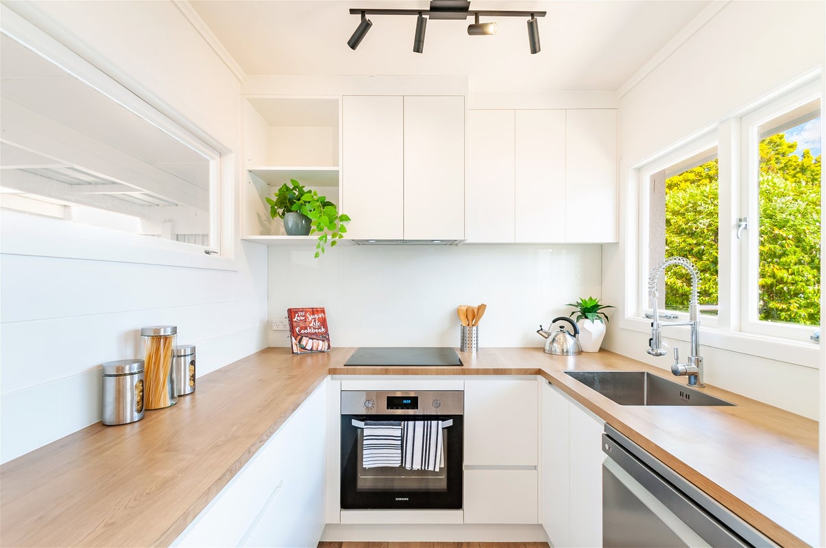 1 Thompson Place, Tikipunga, Whangarei - Carousel 2