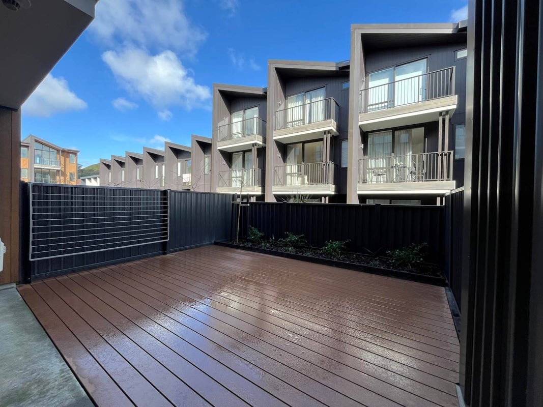 38 Amber Court, Stonefields, Auckland - Carousel 2