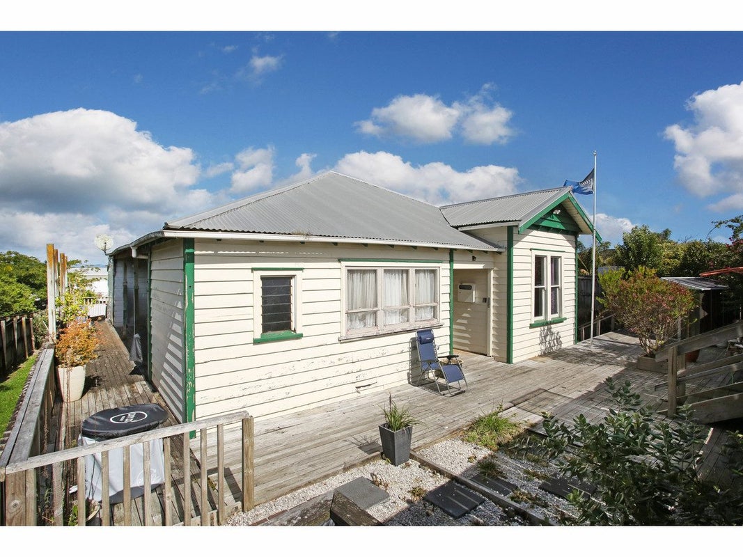 145 Alfriston Road, Manurewa, Auckland - Carousel 1