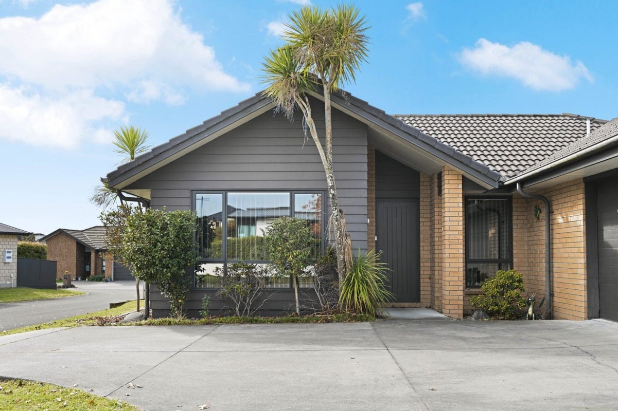 7 Hawtry Lane, Flagstaff, Hamilton - Carousel 2