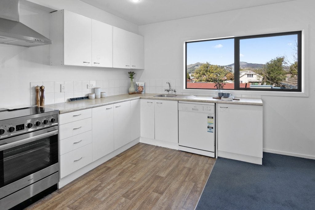 5/208 Strickland Street, Sydenham, Christchurch - Carousel 2