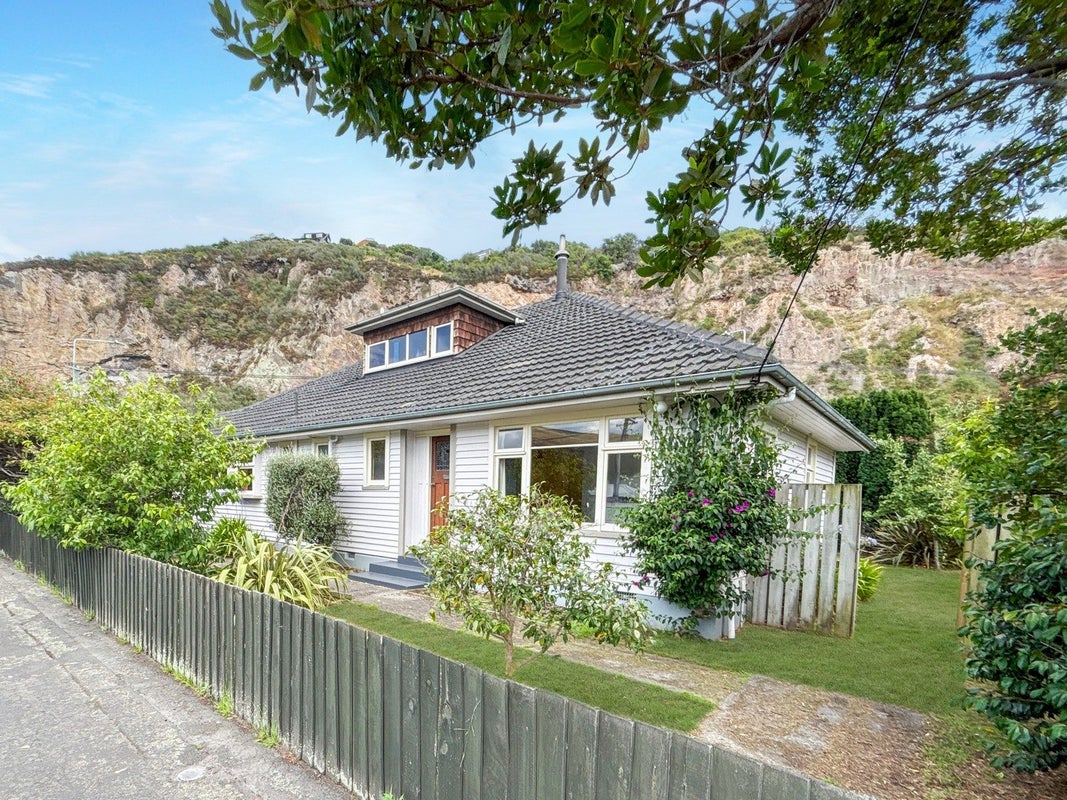 44 Stoke Street, Sumner, Christchurch - Carousel 1
