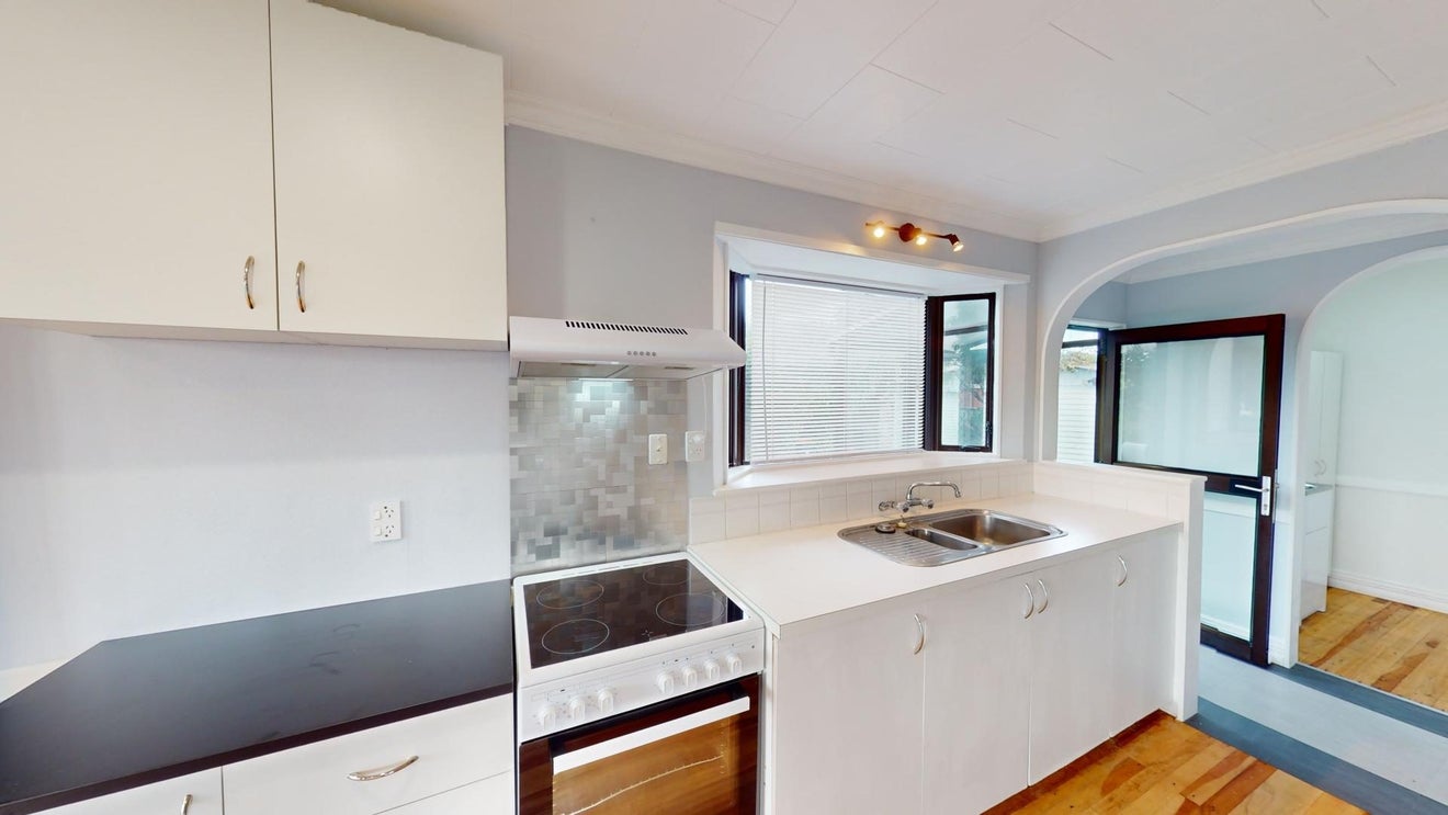 85 Highbury Avenue, Highbury, Palmerston North - Carousel 2