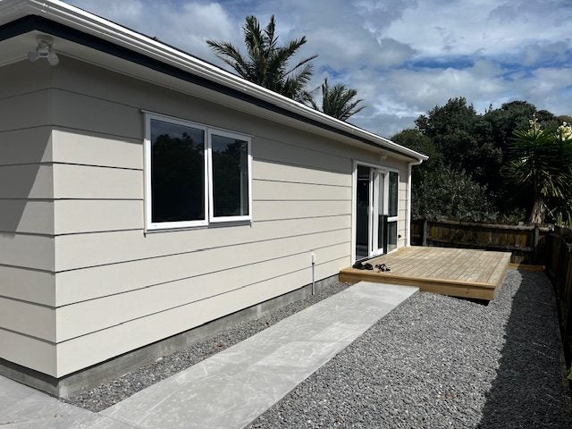 31 Beachlands Road, Beachlands, Auckland - Carousel 1