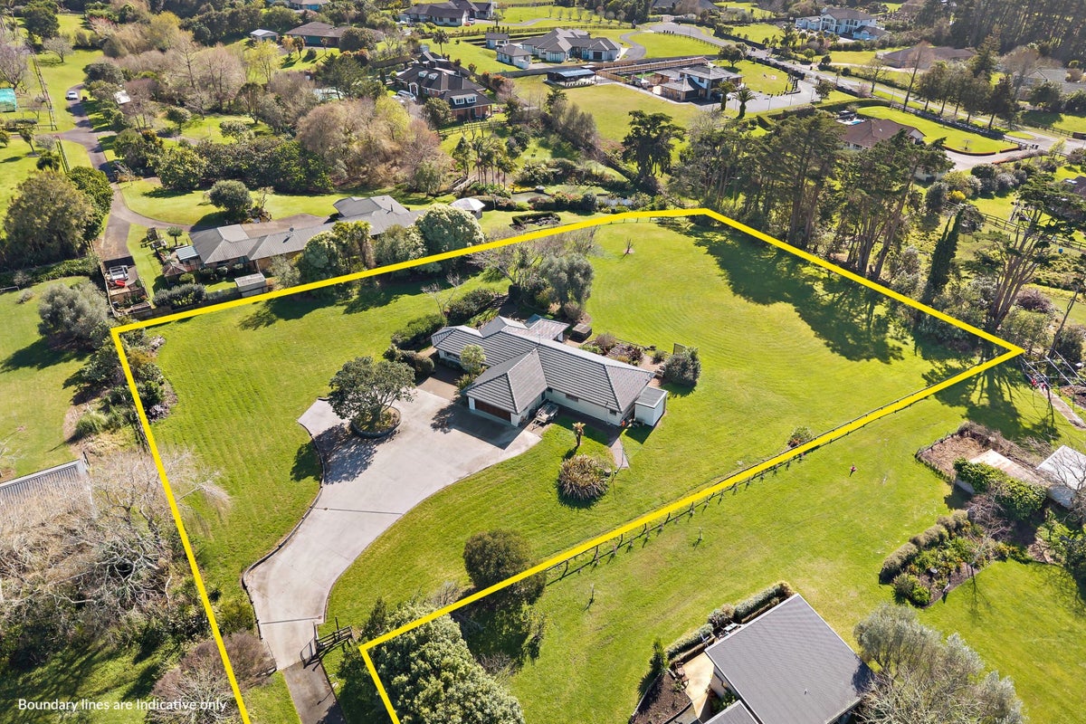 30 Ranfurly Road, Alfriston, Auckland - Carousel 1