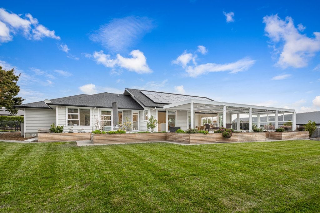 4 Parlane Drive, Huapai, Kumeu - Carousel 47