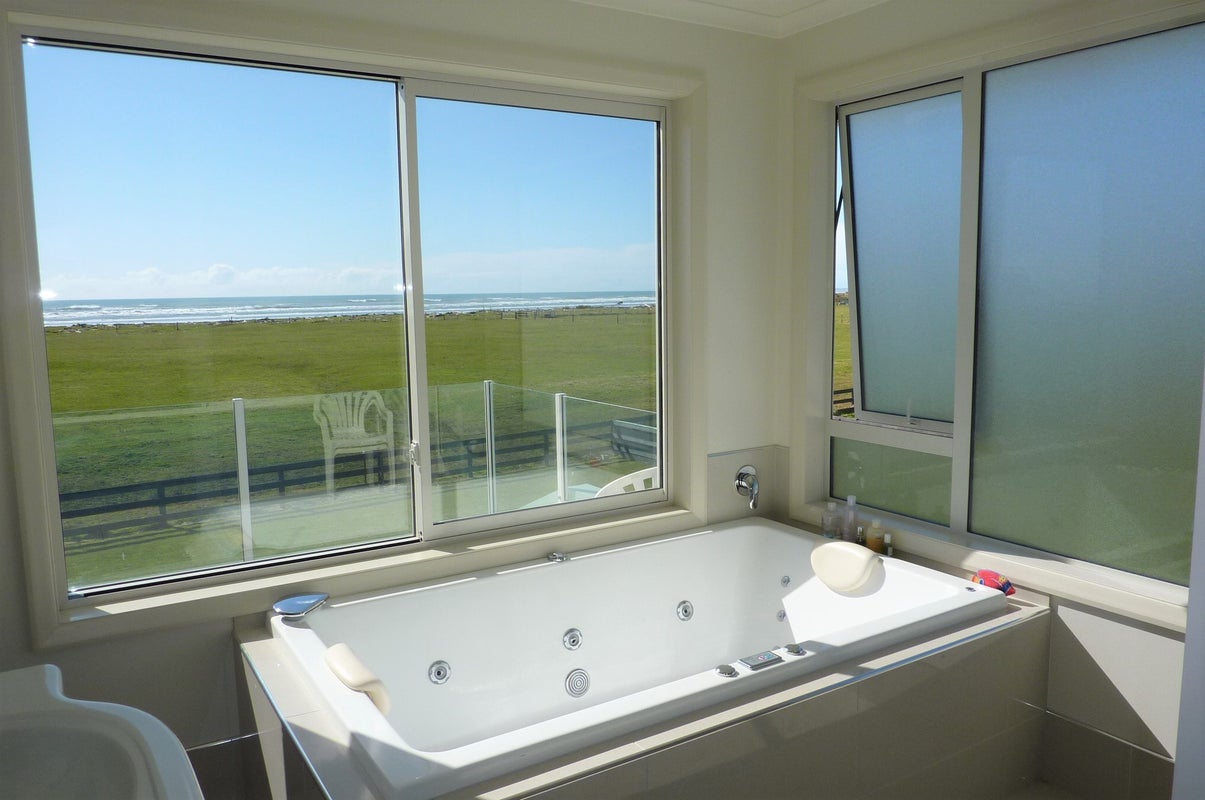 12 Elley Drive, Carters Beach, Westport - Carousel 2