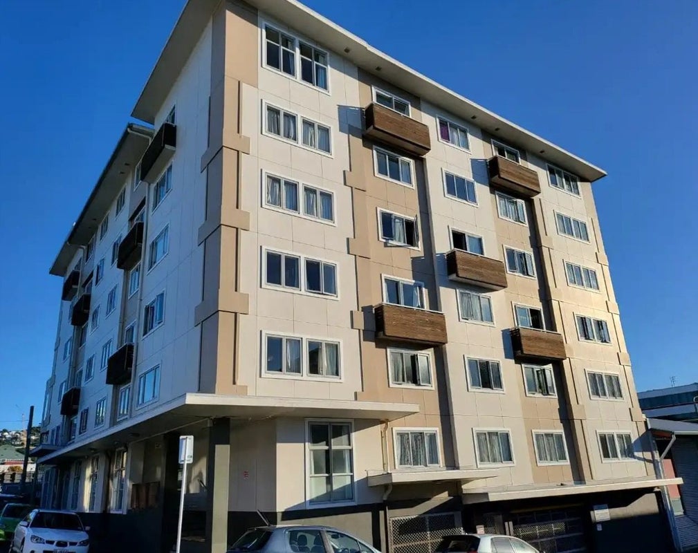 213/12 Martin Square, Te Aro, Wellington - Carousel 1