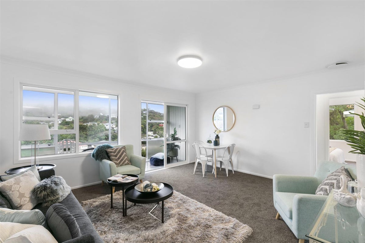 1/14 Astor Street, Karori, Wellington - Carousel 1
