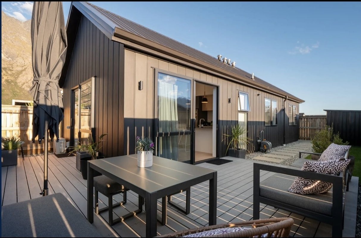 46 Spur Ridge Rise, Jacks Point, Queenstown - Carousel 1