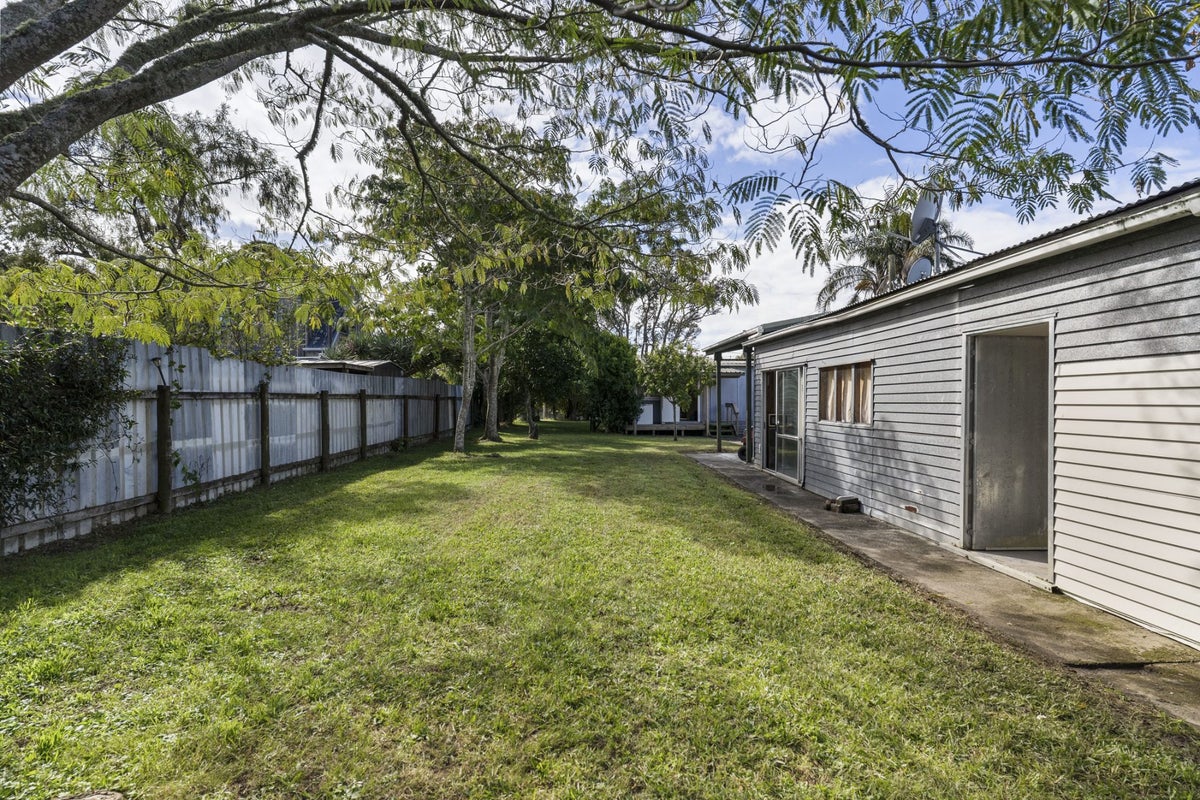 64 Howard Road, Orere Point - Carousel 1