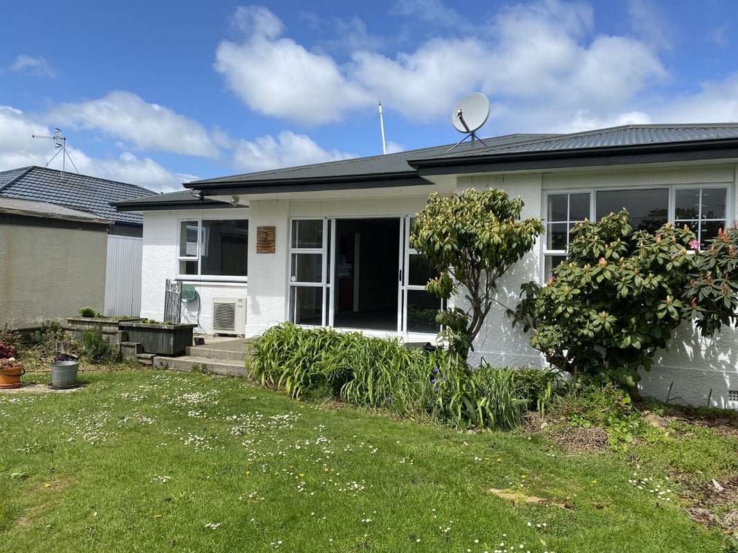 112 West Street, Hawthorndale, Invercargill - Carousel 1