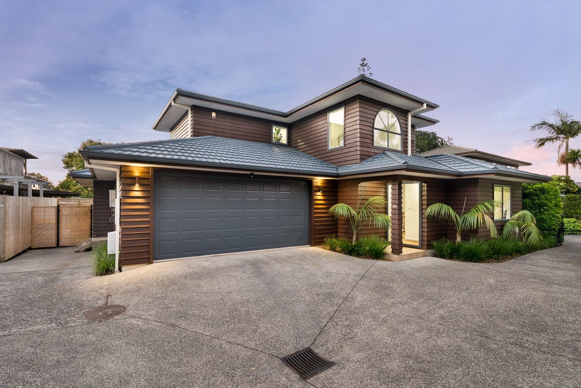 31A Baird Street, Howick, Auckland - Carousel 1