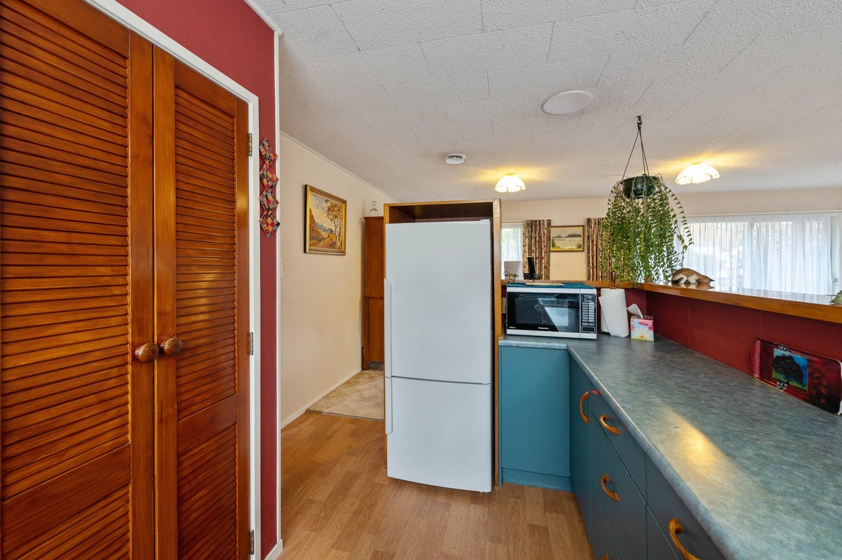 15 Tawavale Street, Pukehangi, Rotorua - Carousel 2
