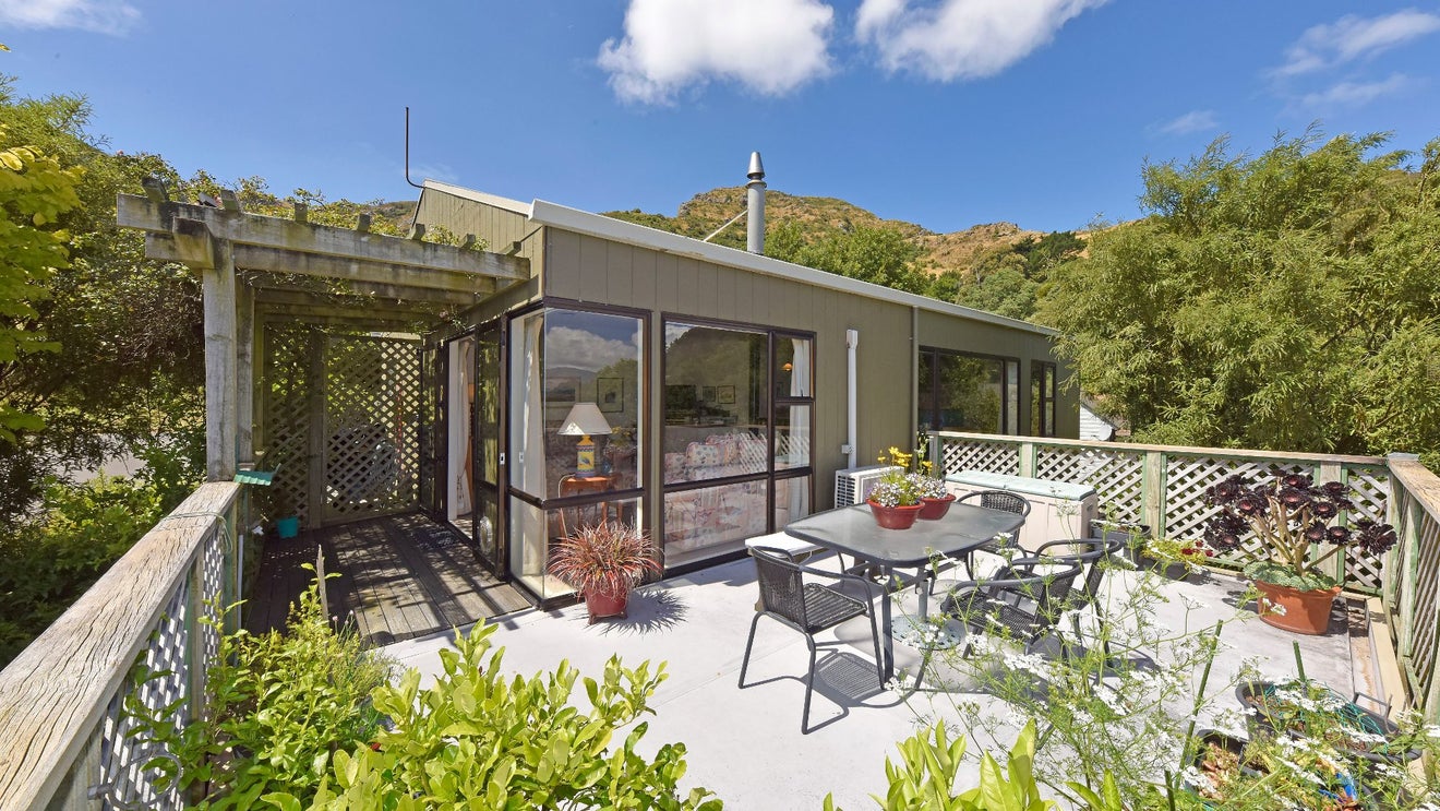 1 Crossland Terrace, Lyttelton, Lyttelton - Carousel 1
