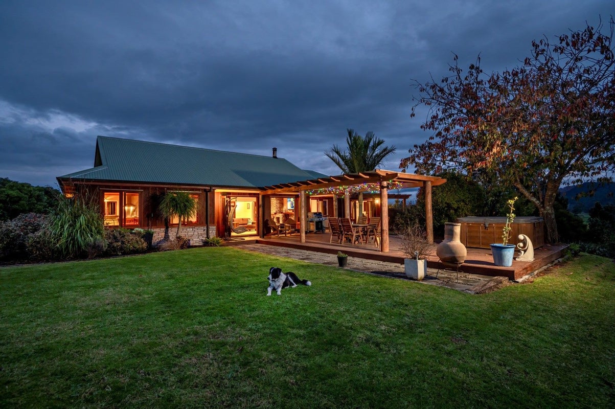 193 Paparoa Road, Wainui, Opotiki - Carousel 1