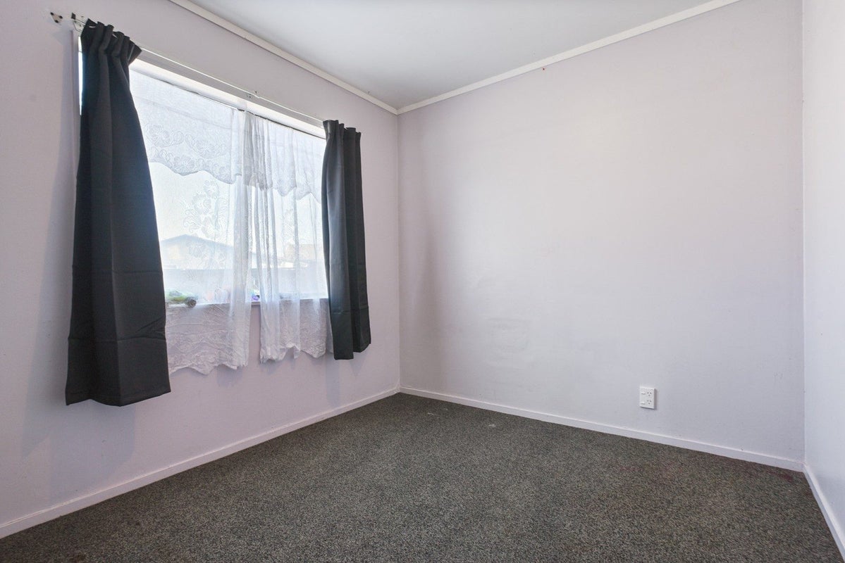 75A and 75B Pohutukawa Drive, Owhata, Rotorua, Bay Of Plenty - Carousel 14
