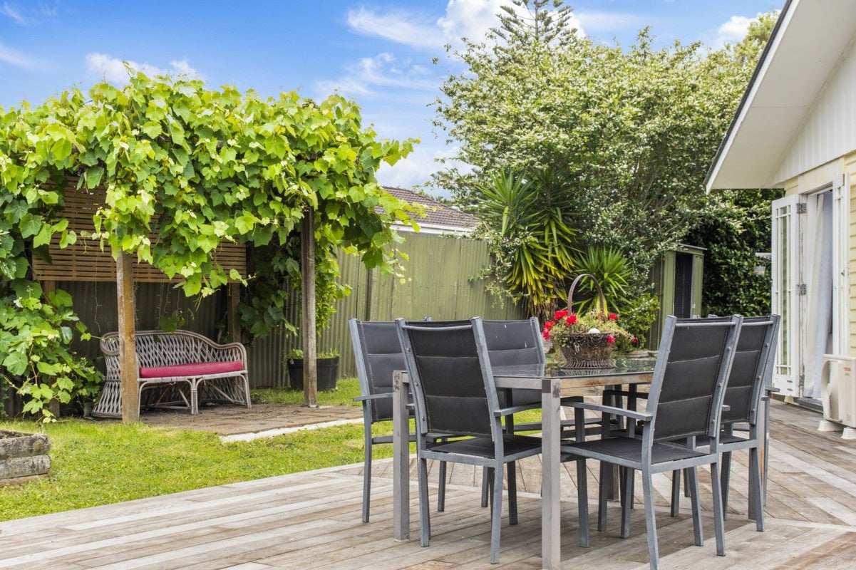 28 Bongard Street, Gate Pa, Tauranga - Carousel 2