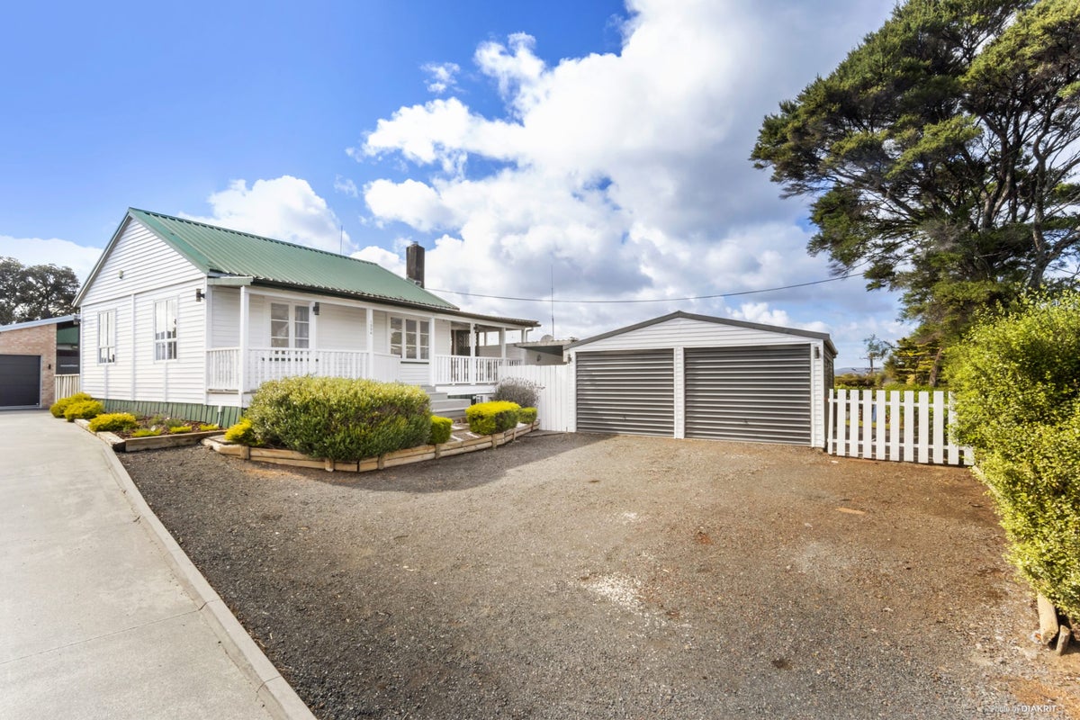 199A Don Buck Road, Massey, Auckland - Carousel 1