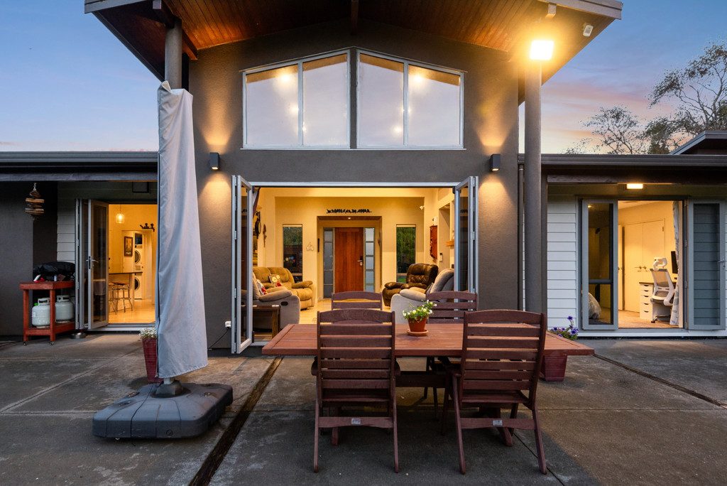 514 Waitoki Road, Silverdale - Carousel 1