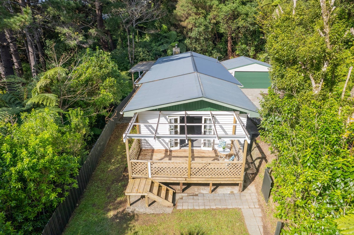 29 August Street, Stokes Valley, Lower Hutt - Carousel 2