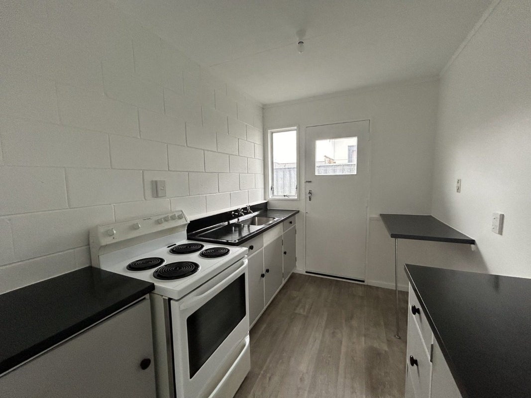 127 Albert Street, Terrace End, Palmerston North - Carousel 2