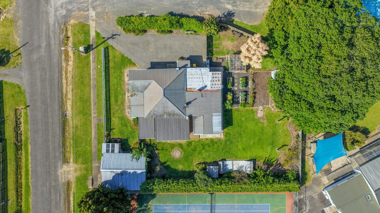 16 Puriri Valley Road, Puriri, Thames - Carousel 2