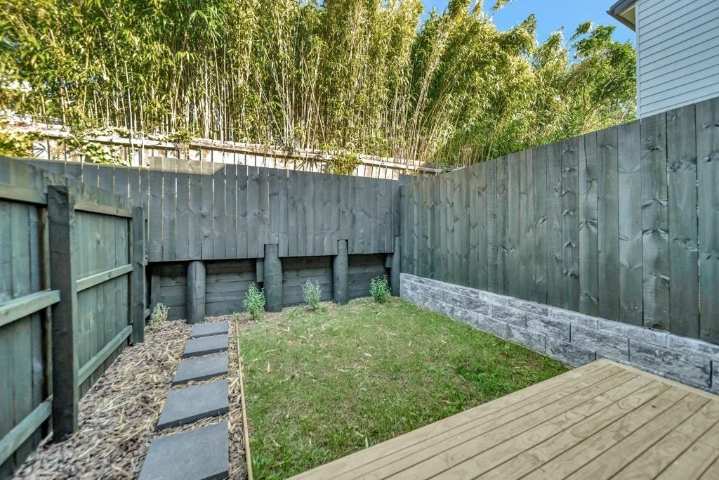 8/106 Triangle Road, Massey, Auckland - Carousel 13