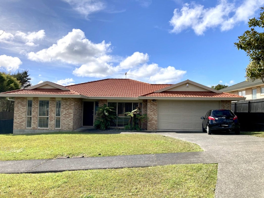 41 Roy Maloney Drive, Henderson, Auckland - Carousel 1