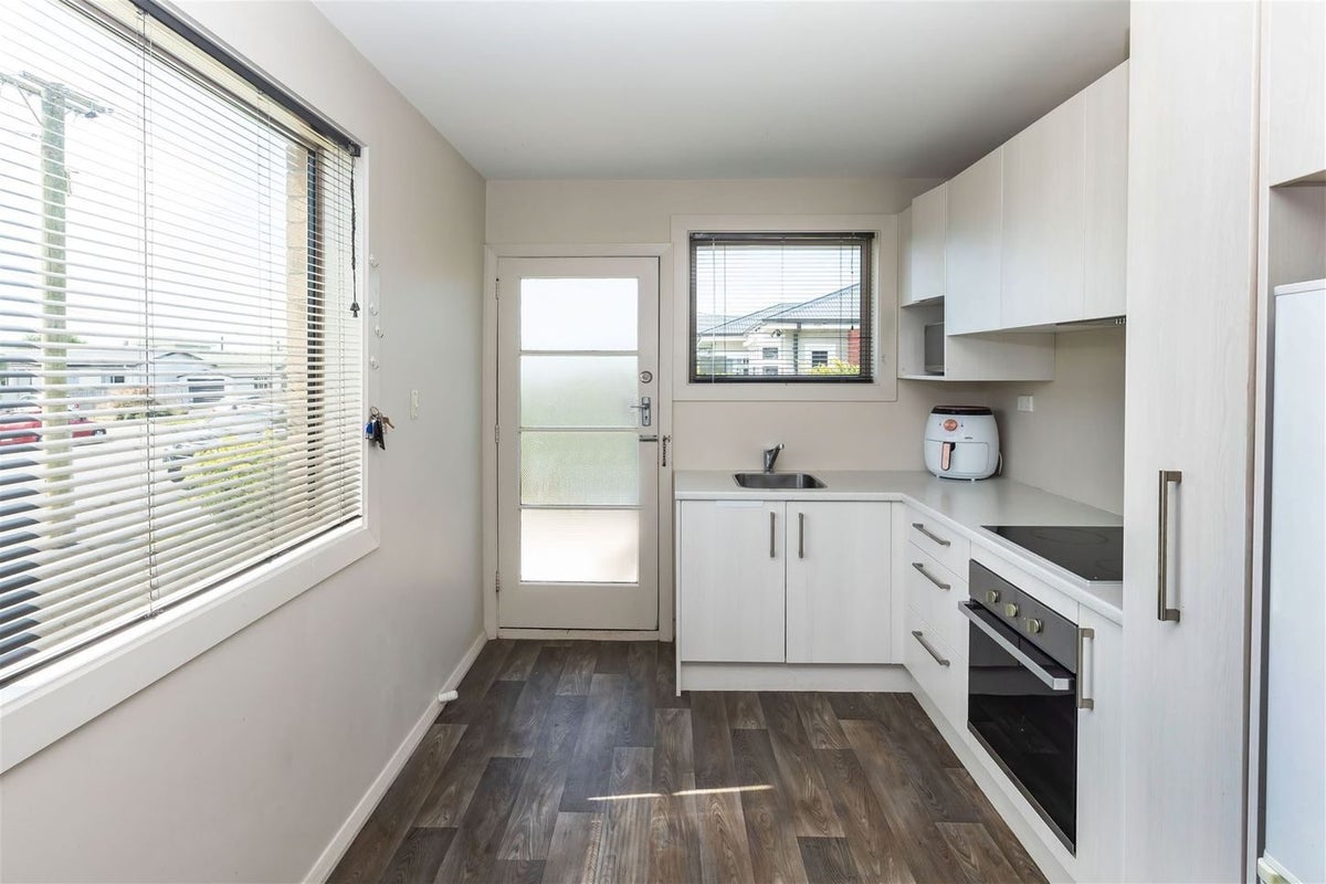 1/108 Ruskin Street, Addington, Christchurch - Carousel 2