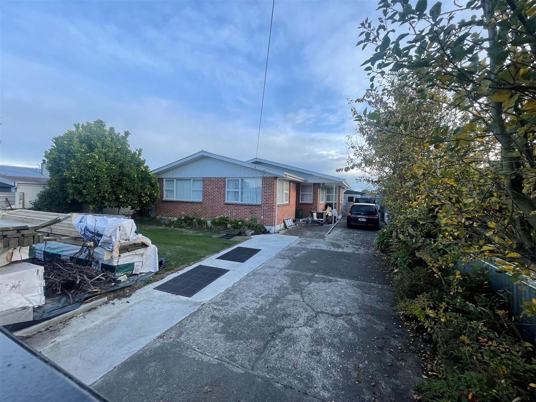104 Princes Street, Netherby, Ashburton - Carousel 1