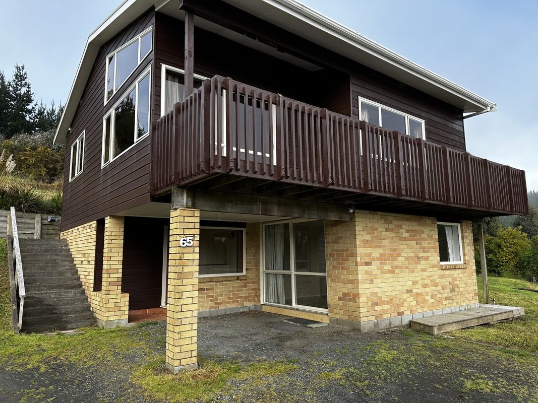 65 Stillwater Crescent, Stillwater, Silverdale - Carousel 2