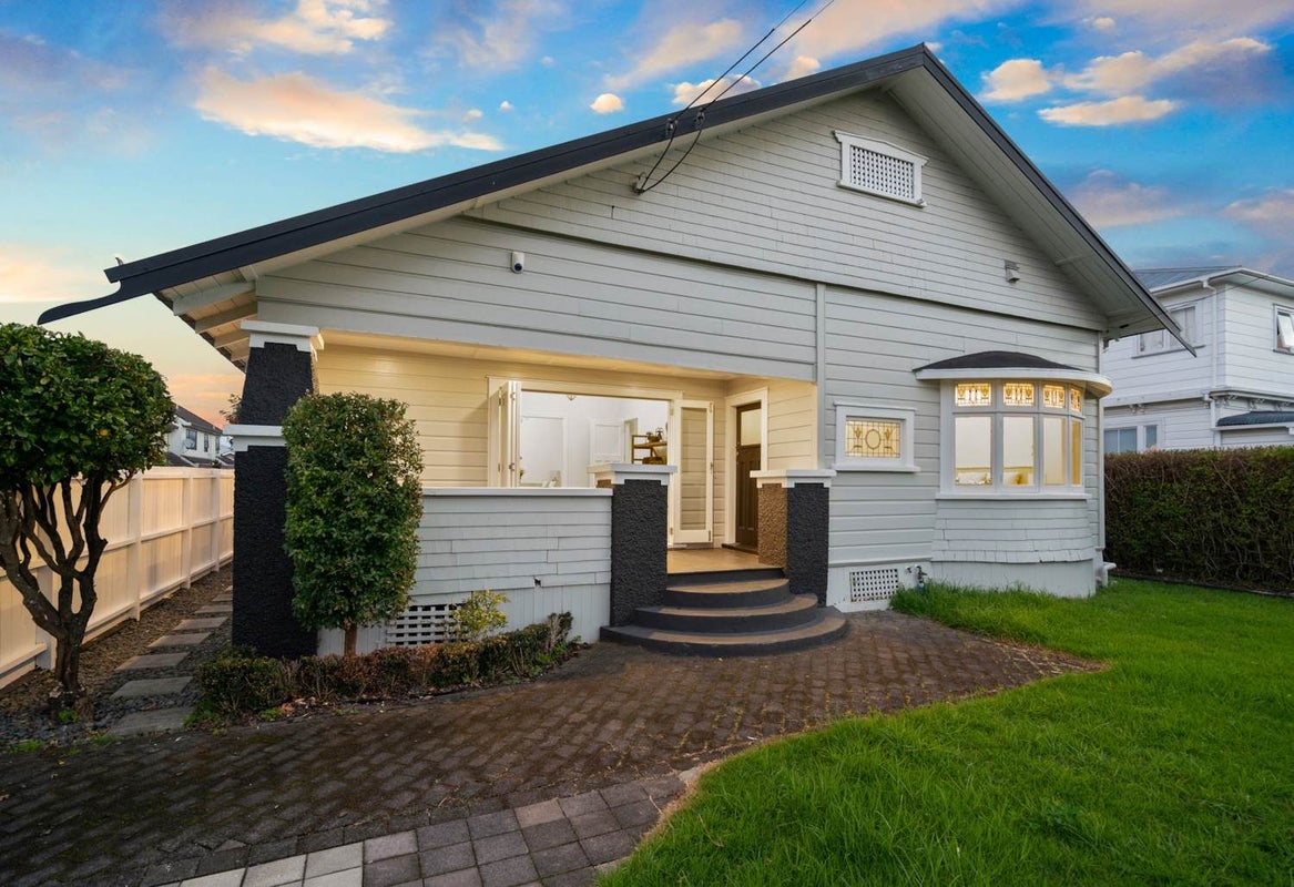 6 King Edward Avenue, Epsom, Auckland - Carousel 2