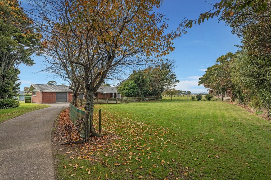 580 Thornton Road, Thornton, Whakatane - Carousel 1