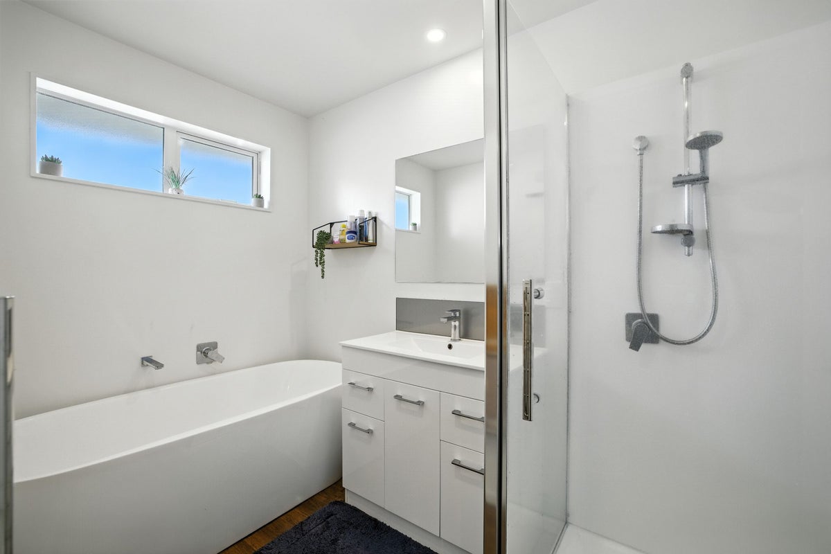 1/170 Palmers Road, New Brighton, Christchurch - Carousel 14
