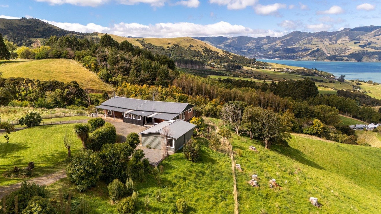 224 Wainui Valley Road, Wainui, Akaroa - Carousel 2