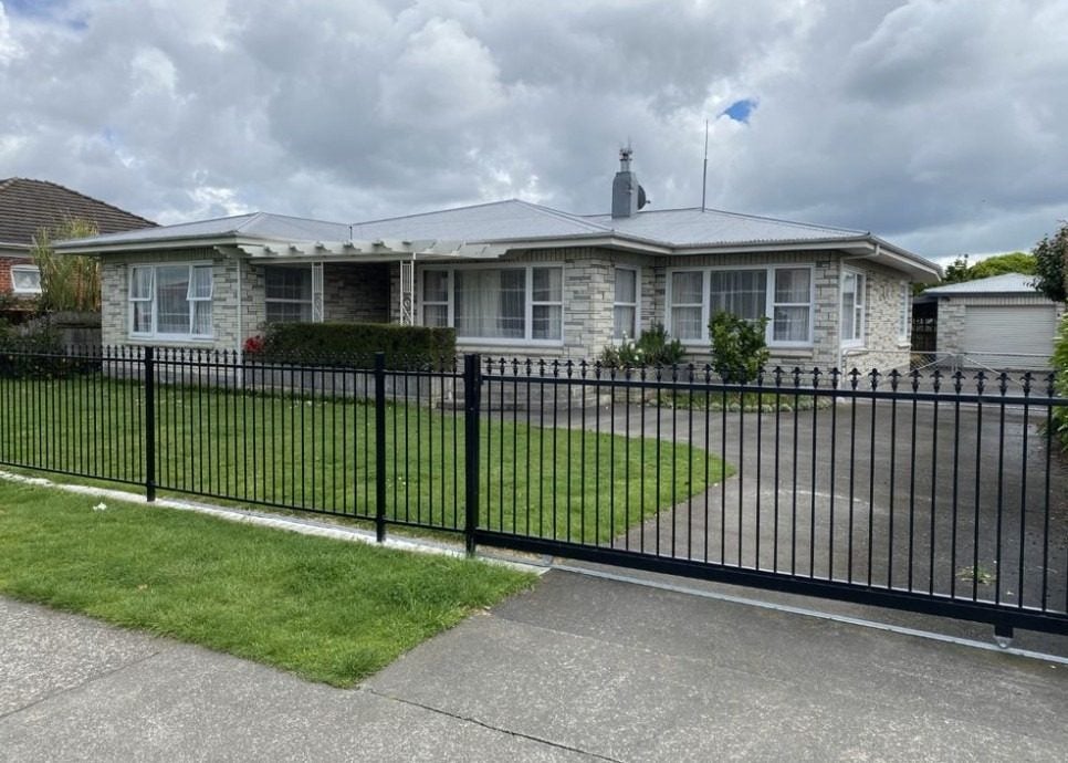 910 Tawa Street, Mahora, Hastings - Carousel 1