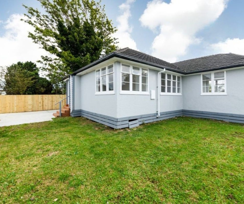 19A Clyde Crescent, Roslyn, Palmerston North - Carousel 10