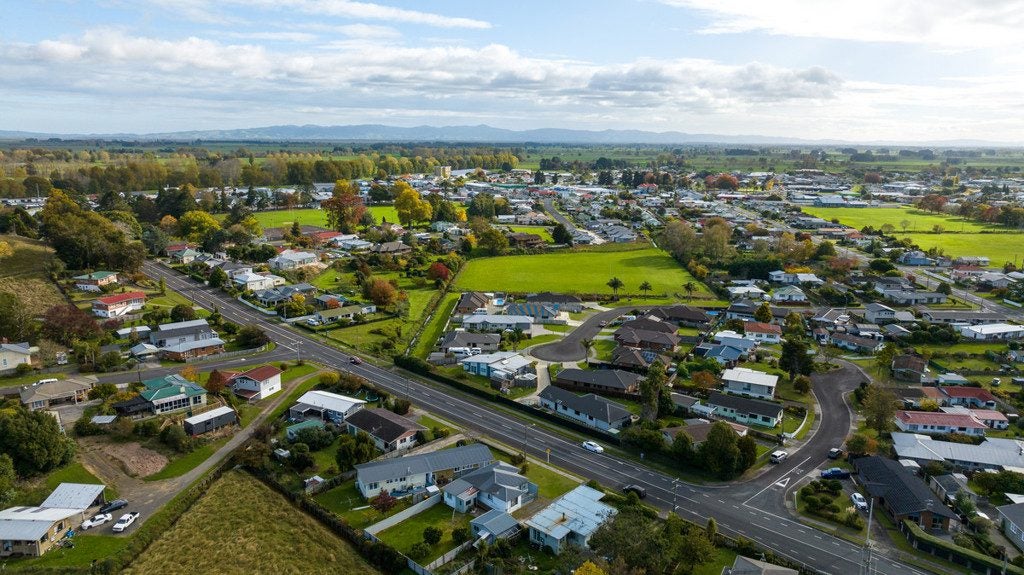 43 Arney Street, Paeroa, Paeroa - Carousel 18
