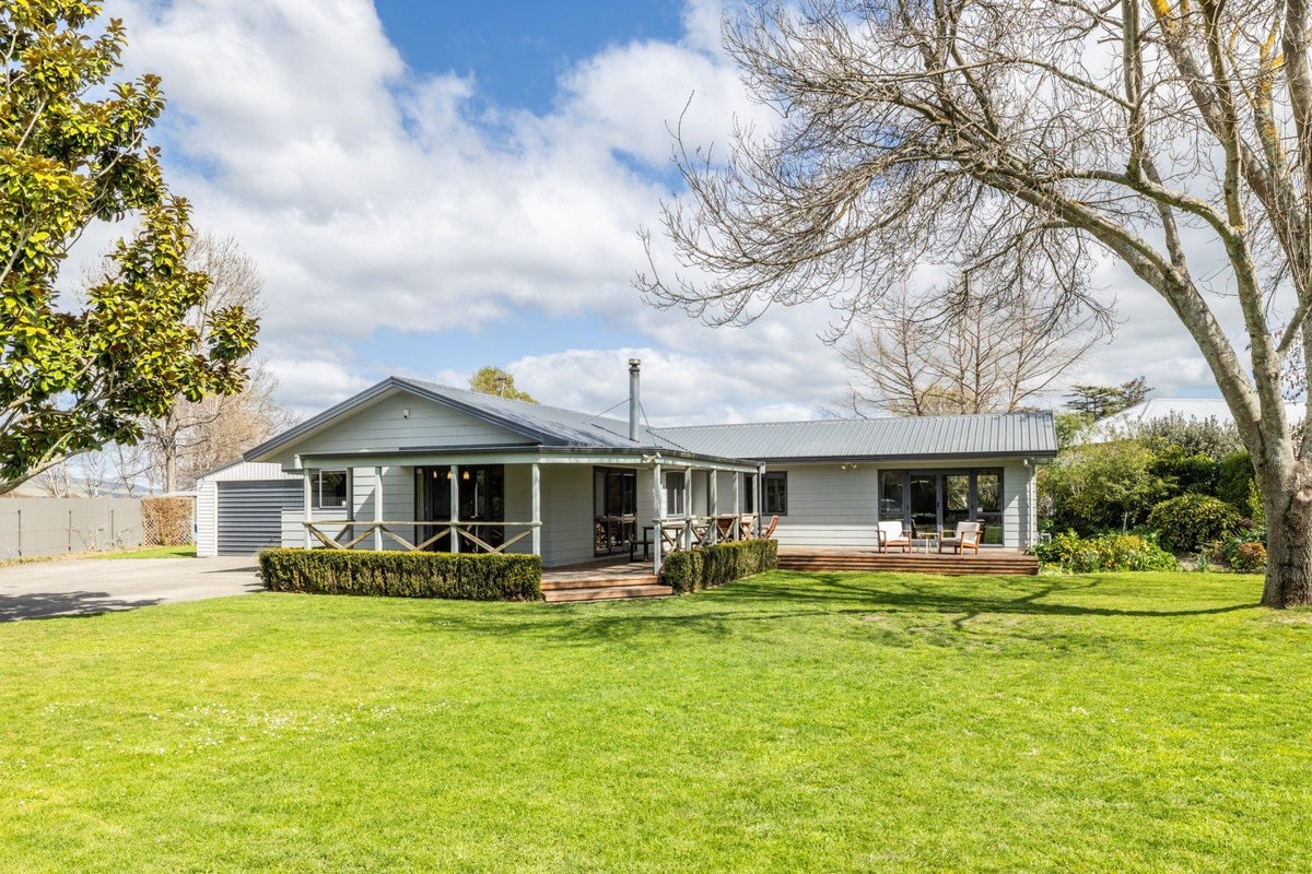 253 Havelock Road, Akina, Hastings - Carousel 1