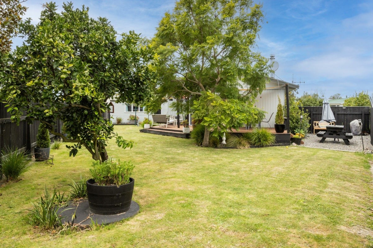 11 Waterworth Avenue, Onekawa, Napier - Carousel 18