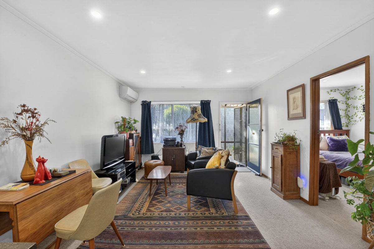 2/7A Mountain Road, Mount Wellington, Auckland - Carousel 2