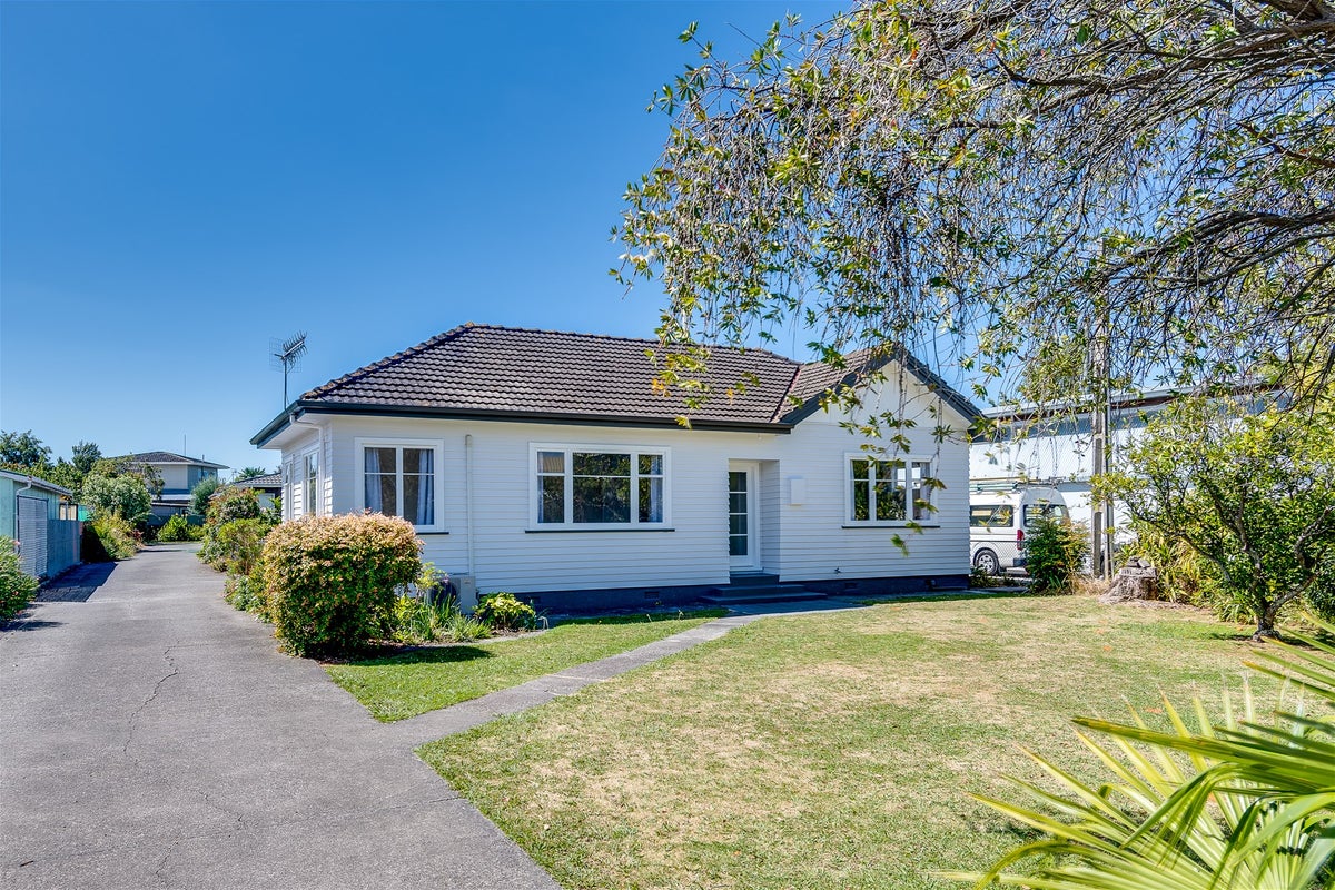 3 White Street, Taradale, Napier - Carousel 1