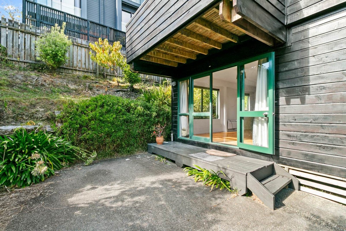 3 Don Croot Street, Morningside, Auckland - Carousel 1