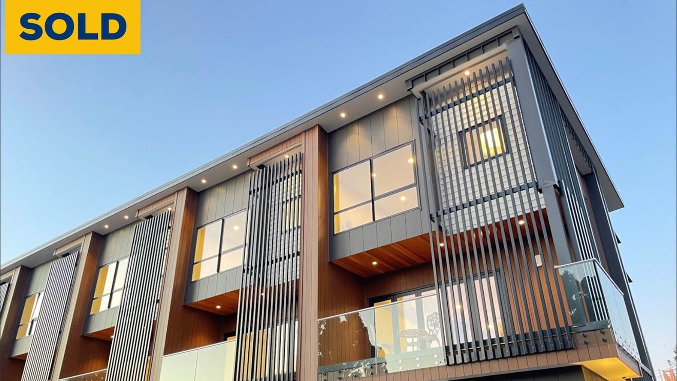 2/40 Campbell Road, Onehunga, Auckland - Carousel 1