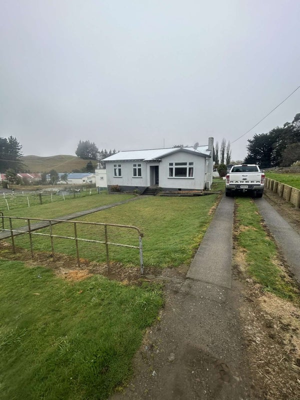 87 Hovding Street, Norsewood - Carousel 1