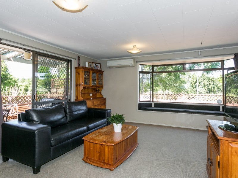 44B SPRIGGS CRES, GREENMEADOWS, NAPIER - Carousel 2