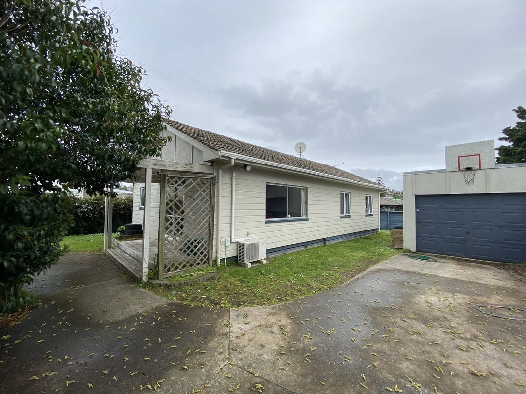 45B Windsor Road, Bellevue, Tauranga - Carousel 1