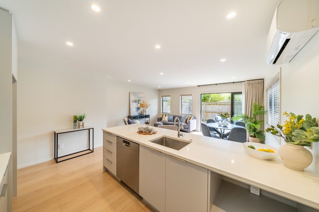 11 Te Ara o Maraenuku, Boulcott, Lower Hutt - Carousel 2